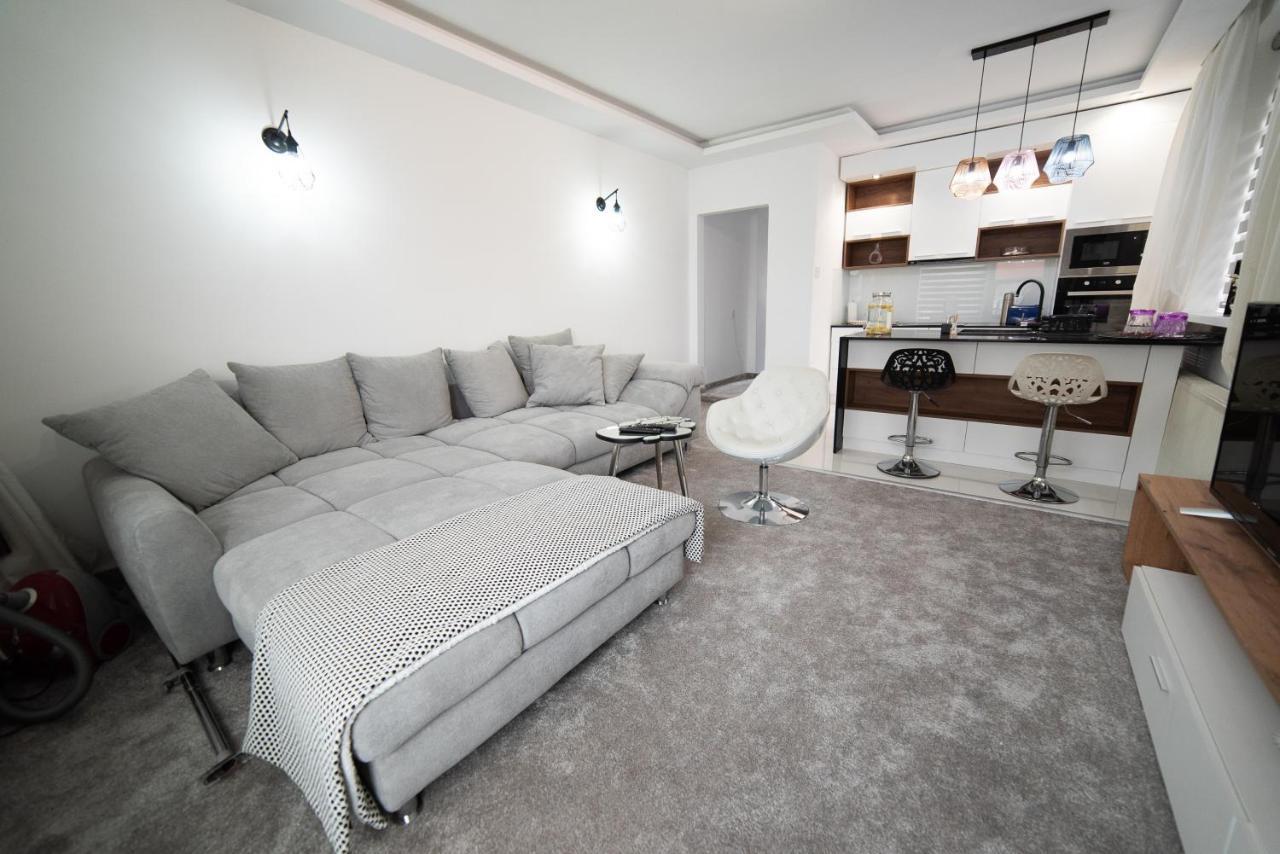 Apartament Jelenar Nowy Sad Zewnętrze zdjęcie